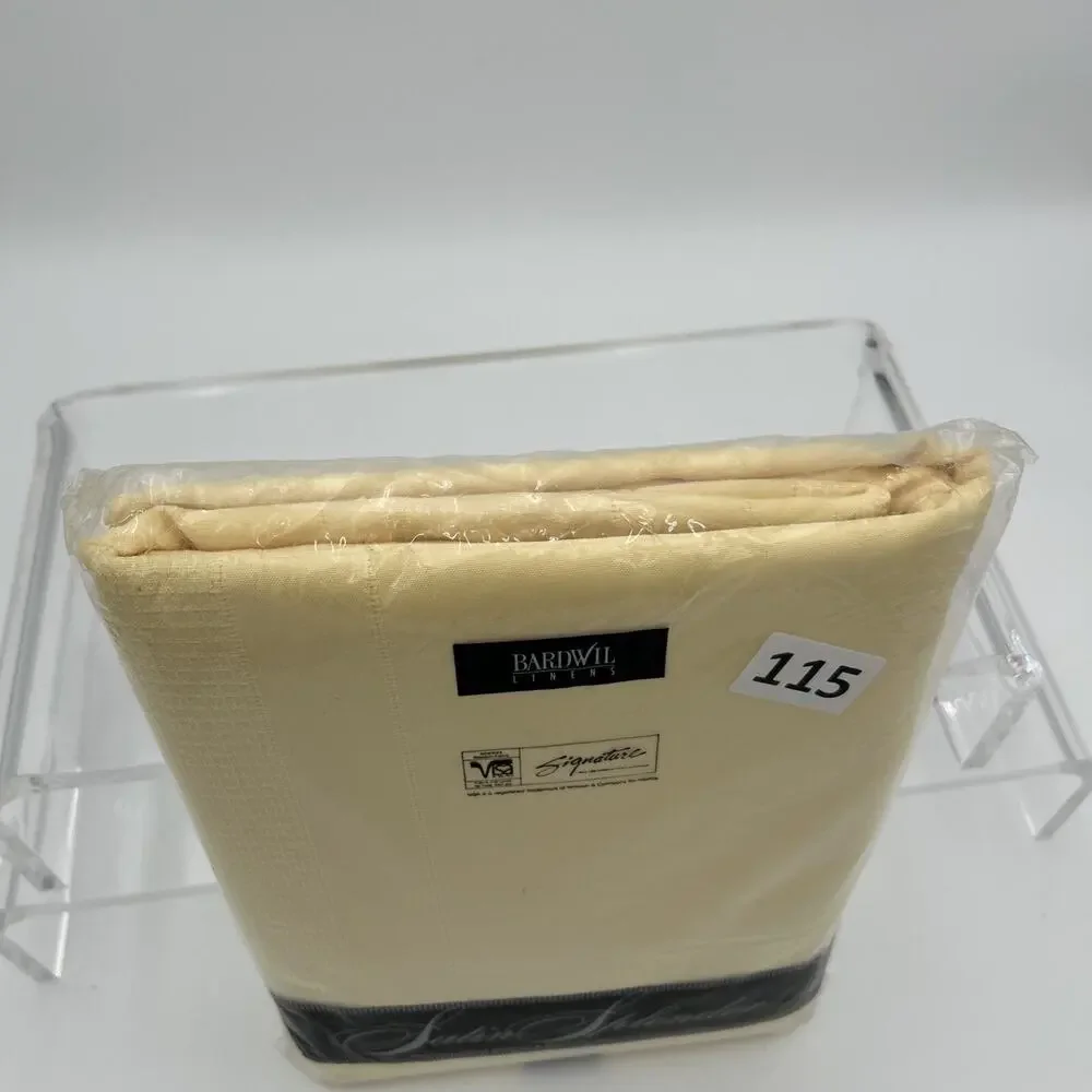 NOS Bardwil Linens Satin Splendor Soil Release Tablecloth 60x140” Oblong Butter